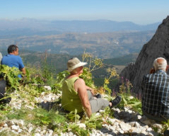 Organised Walk to top of the Sirente Mountain