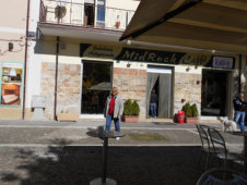 Mid Rock Cafe in Rocca Di Mezzo