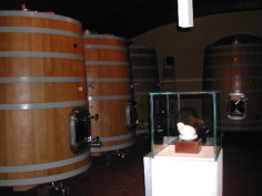 Great mix of art, wine and sculpture
